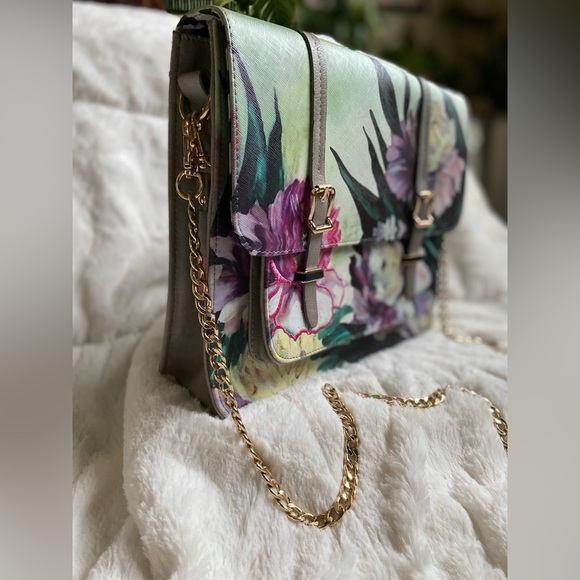 Gray/green Framed Botanical House of Disaster Messenger Purse with Gold Chain - Picture 13 of 13